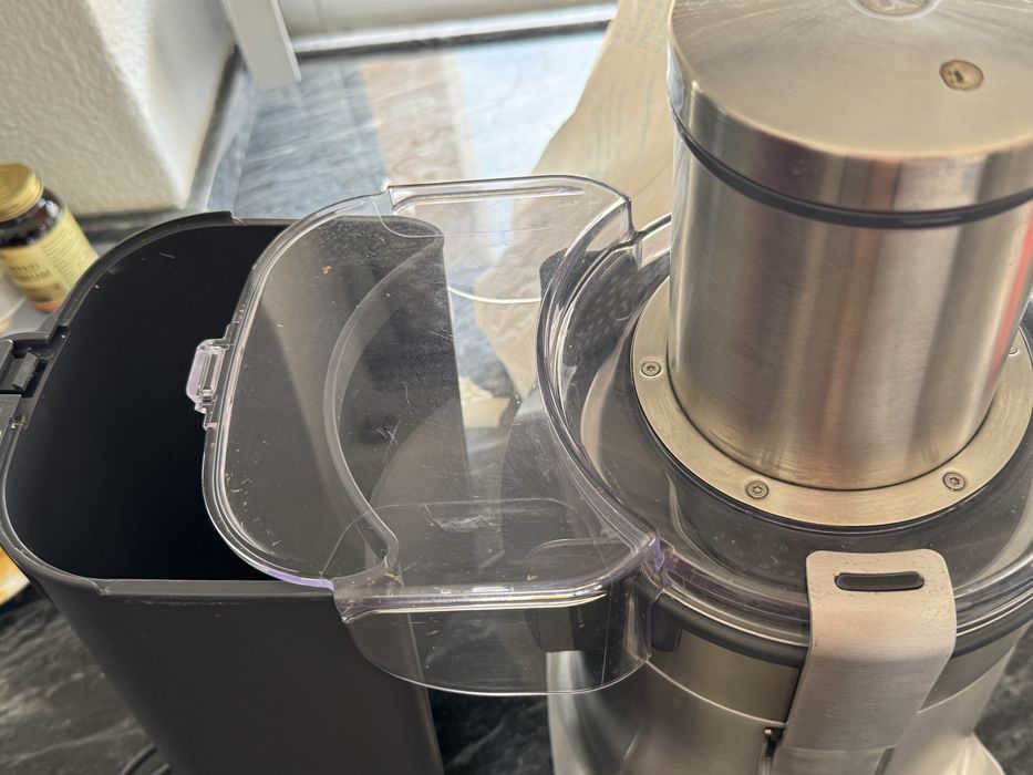 Centrifugadora para sumos naturais