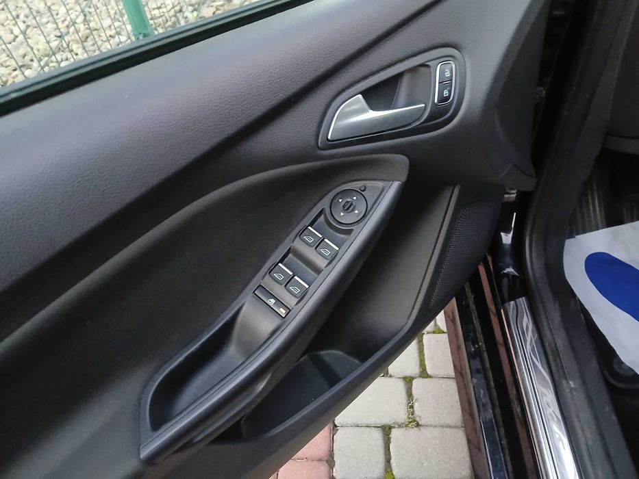 Focus Lift St-line style,1.5ben-150koni,Klimatron,xenon,led,serwis