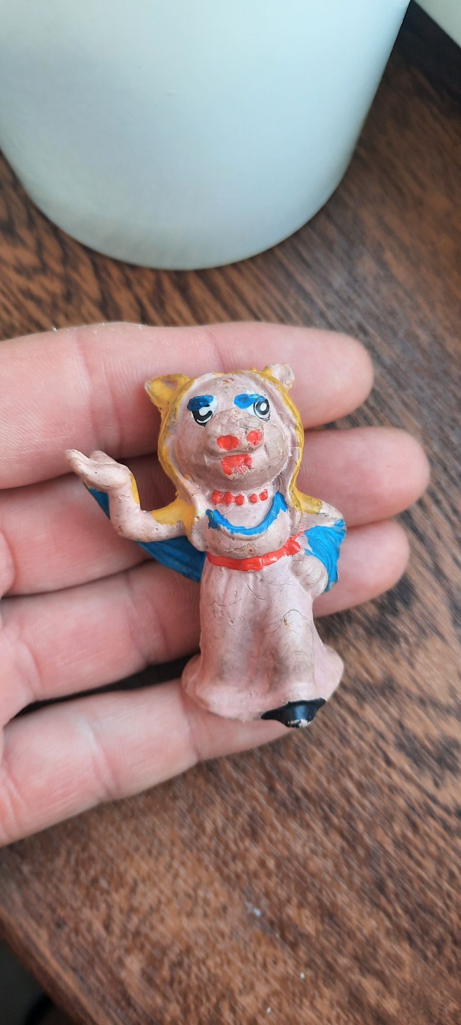 Zabawka prl figurka Miss Piggy Mapety