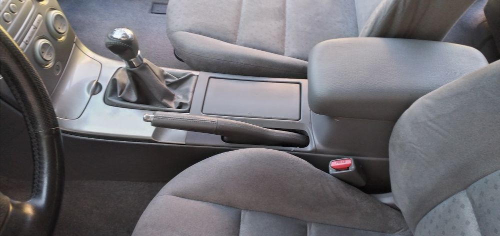 Mazda 6   1.8 бензин