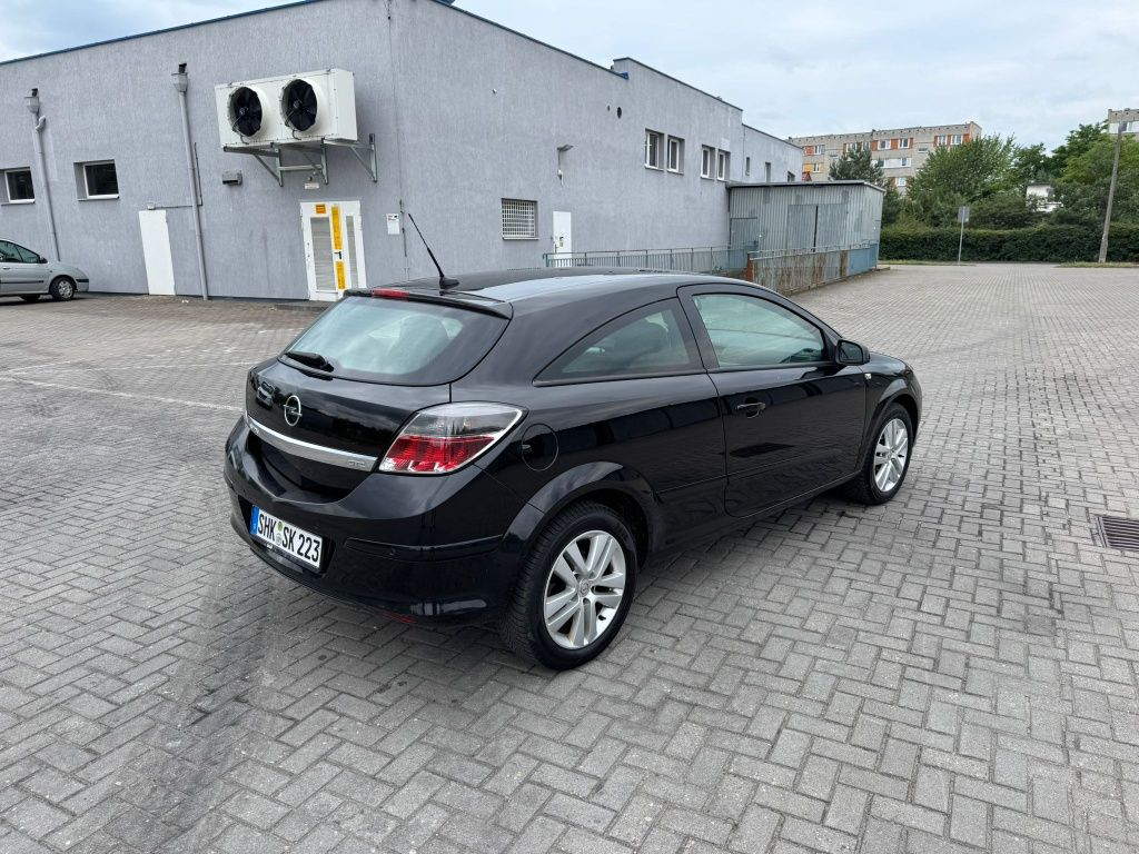 Opel Astra GTC 1.6 Benzyna Navi Climatronic Elektryka Alu PDC 2007