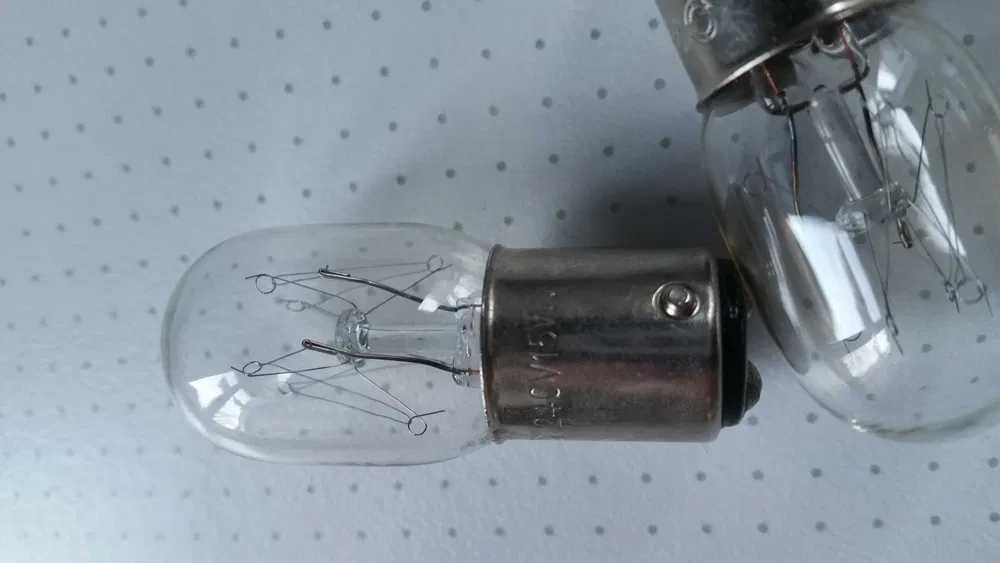 Двухконтактная лампочка для швейной машинки Цена за 2