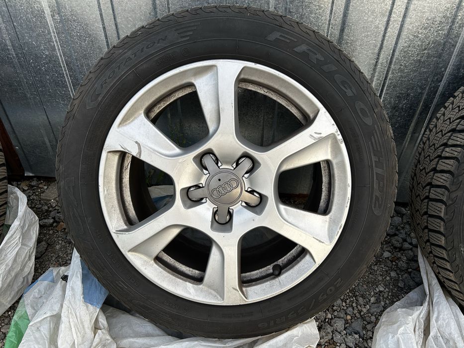 Felgi Audi z oponami zimowymi 205/55/16