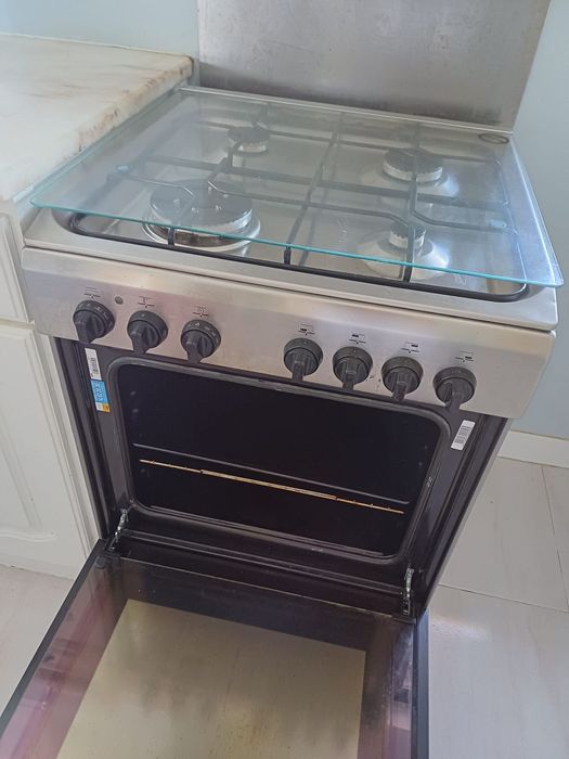 Fogão a Gás Indesit – 4 Bocas + Forno