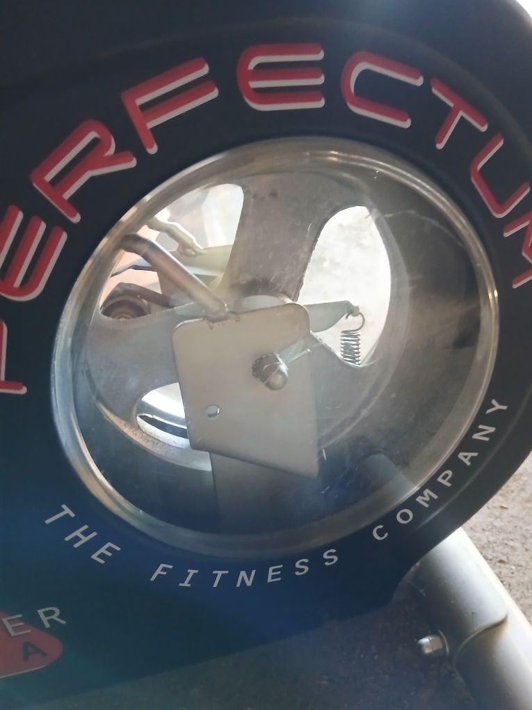 Rower stacjonarny ergometer Perfectum.