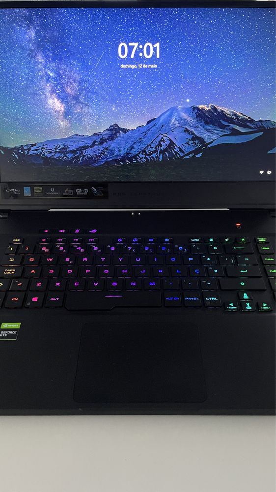 Asus ROG Zephyrus M15