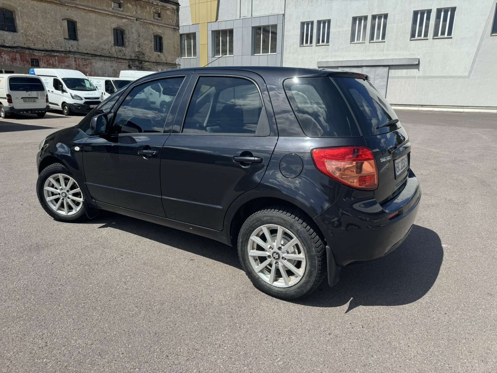 Suzuki SX-4 сузукі
