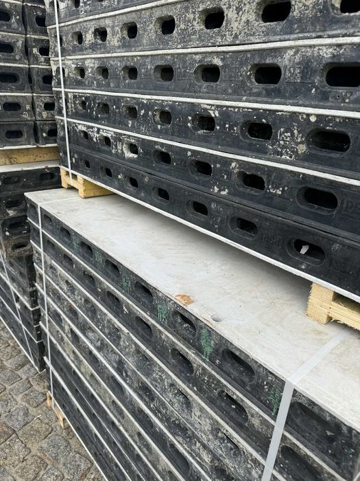 Zestaw szalunku ściennego plastikowego Peri Duo 146m2 + osprzęt