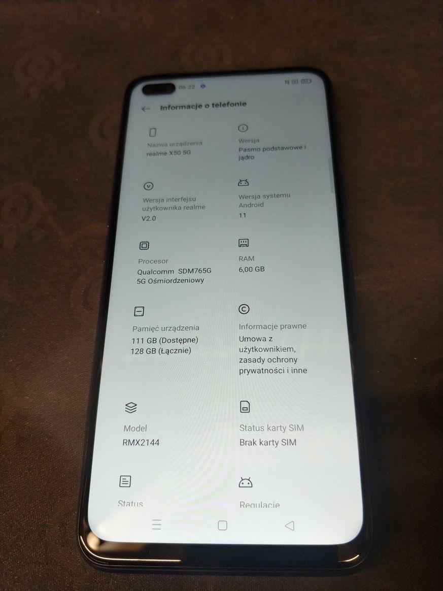 Realme X50 5g 6,128GB.