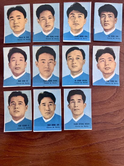 Cromos no jogadores de futebol do mundial de 66/67