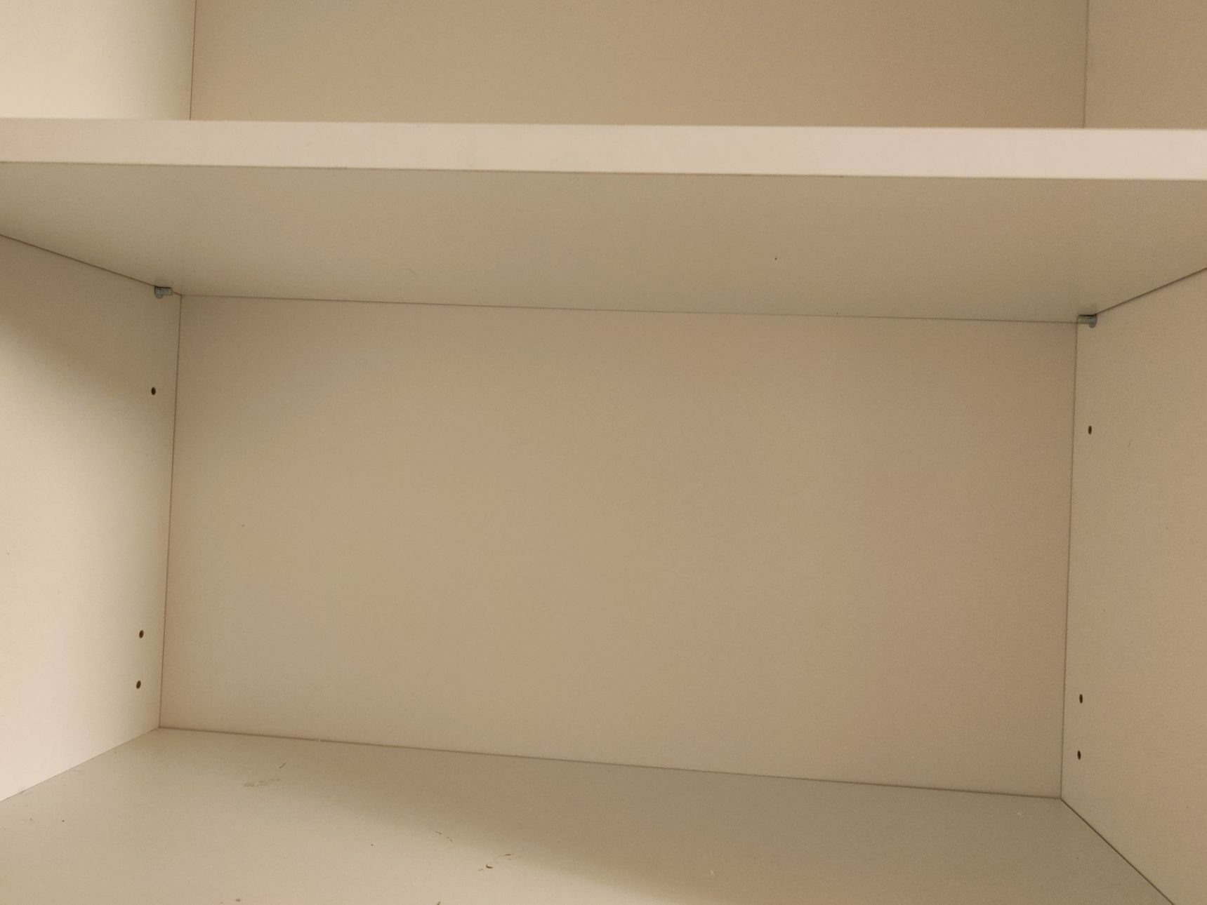 Szafka ścienna z drzwiczkami Ikea