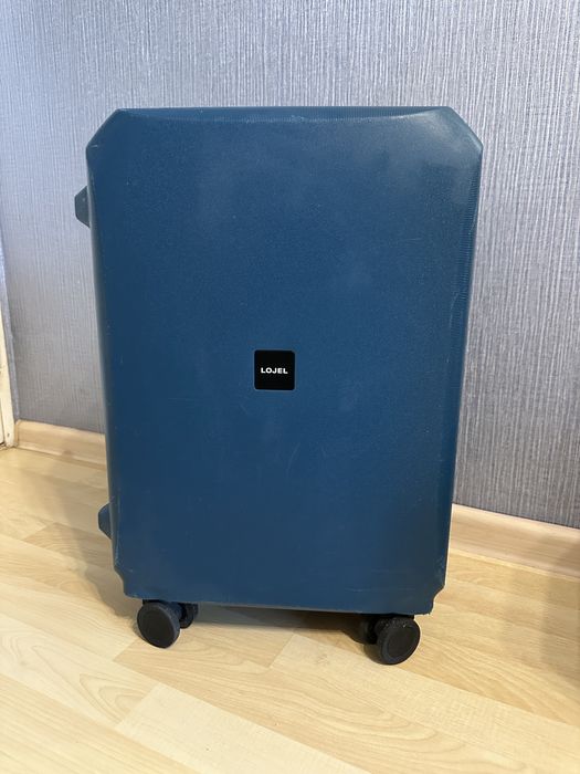 Синя валіза «lojel»
