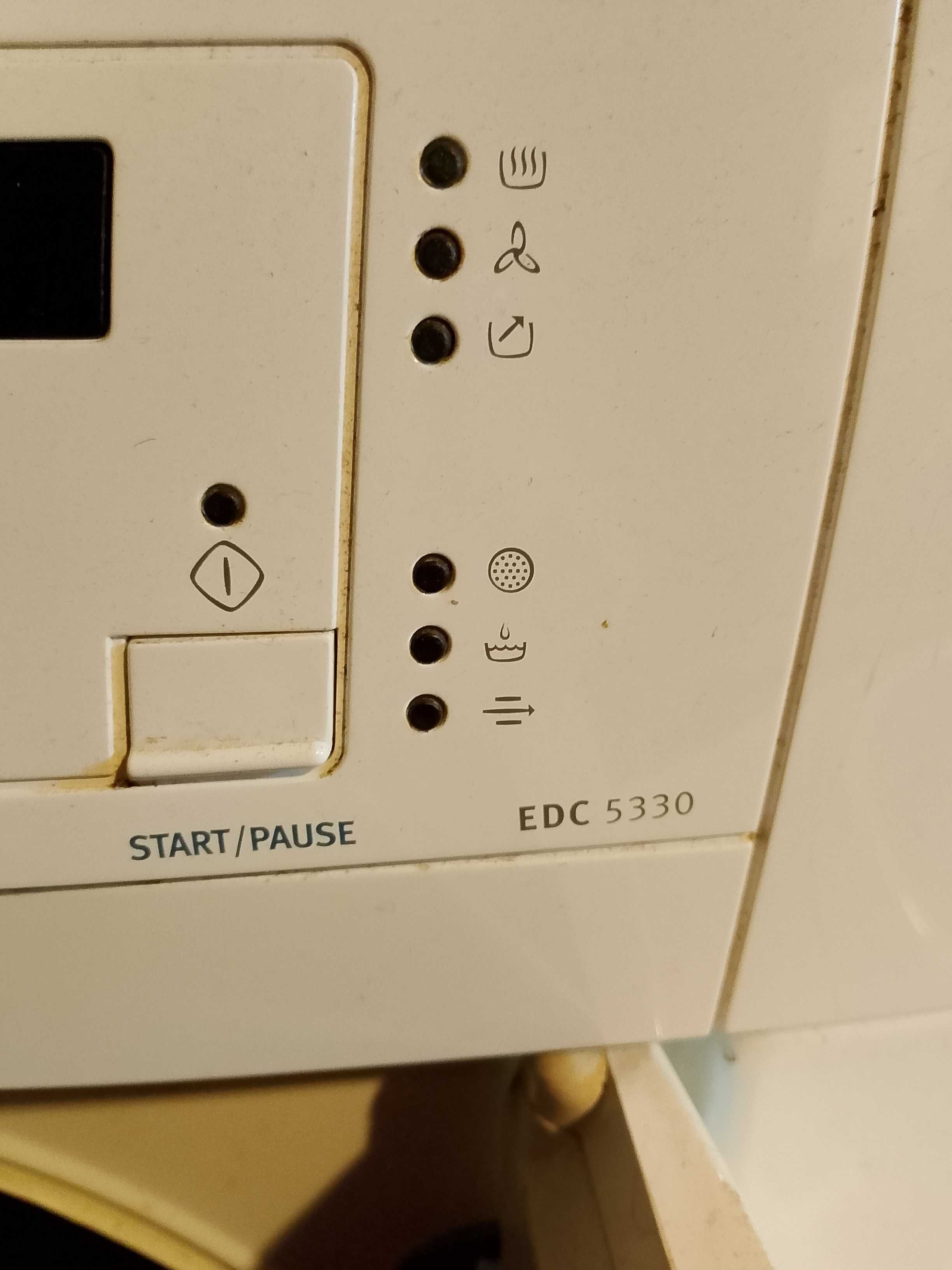 Suszarka Elektrolux EDC 5330