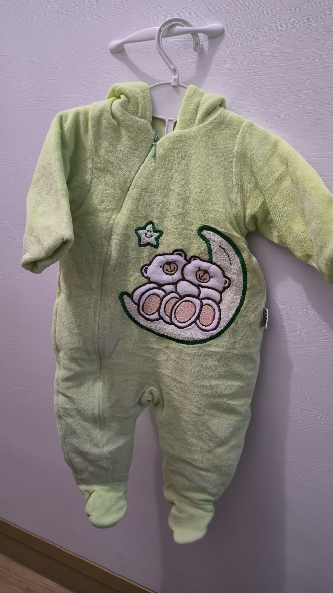 Kombinezon niemowlęcy dziecięcy welurowy ubranko na zamek r. 68