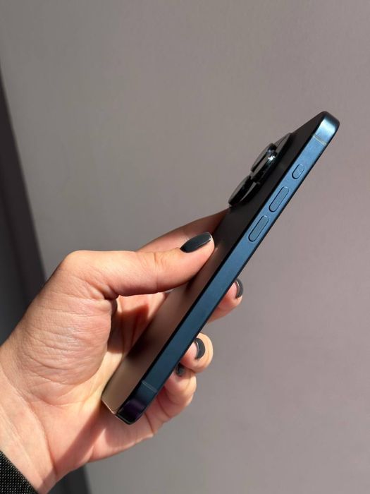 Apple iPhone 15 Pro 128GB Blue. Neverlock. Esim