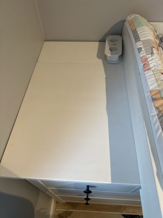 Komoda z nakladka i przewijakiem HEMNES