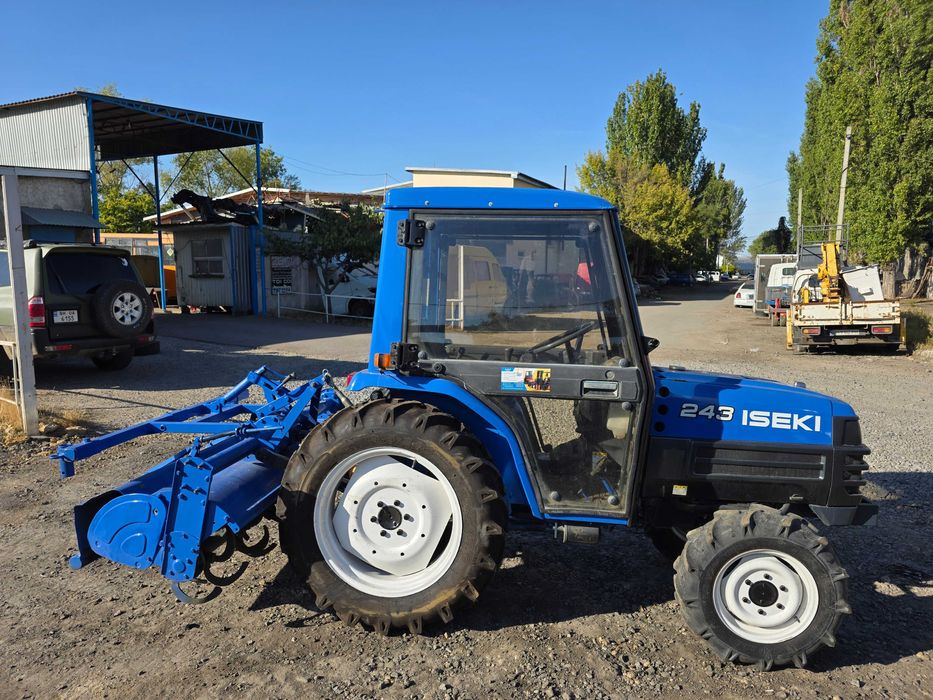 Міні-трактор з кабіною ISEKI TF243F