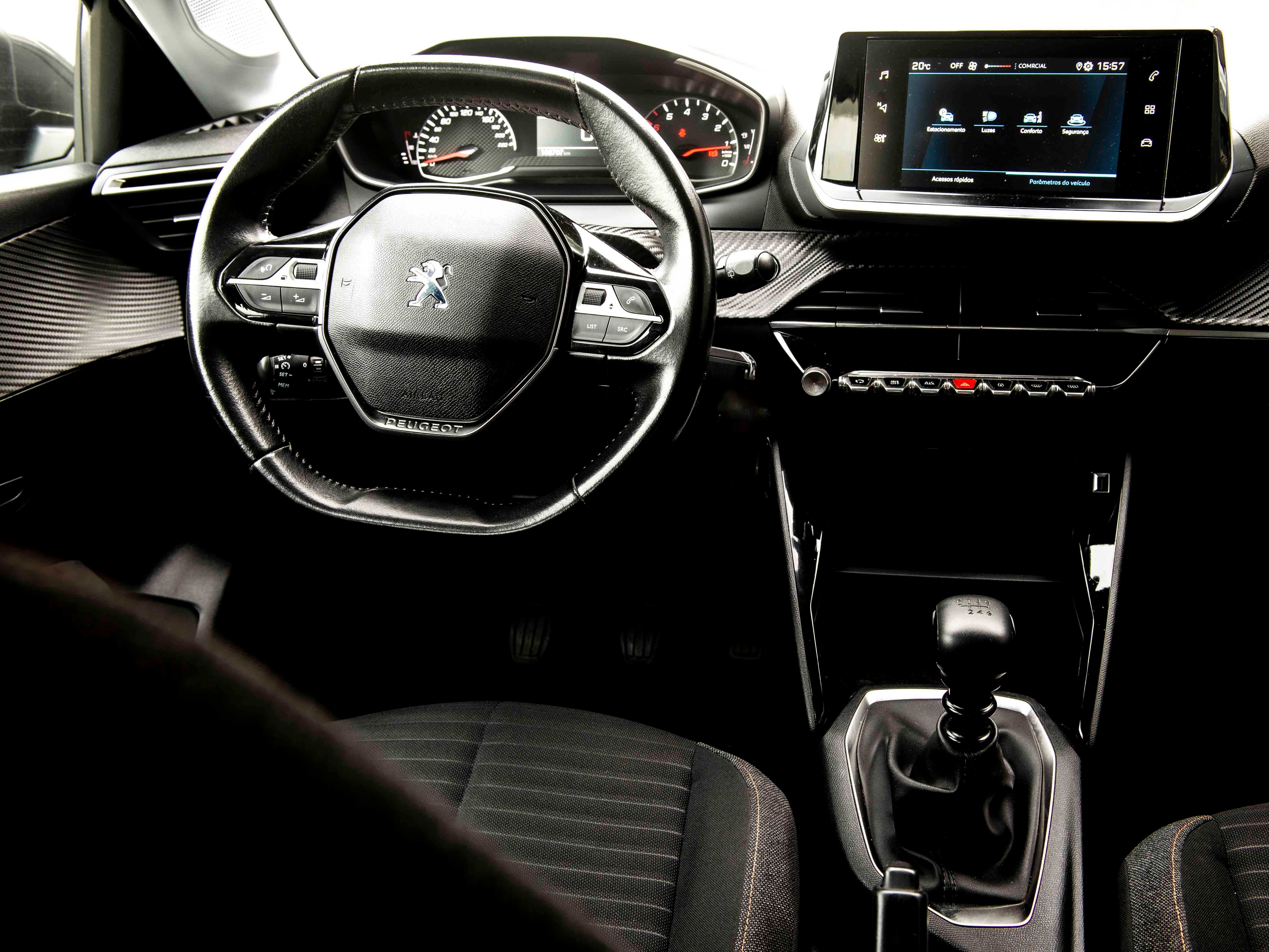 PEUGEOT 208 1.5 HDI Active com garantia