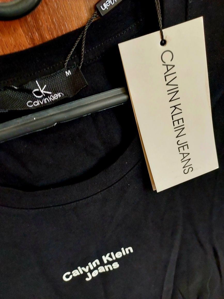 Koszulka calvin Klein rozmiar z metki m