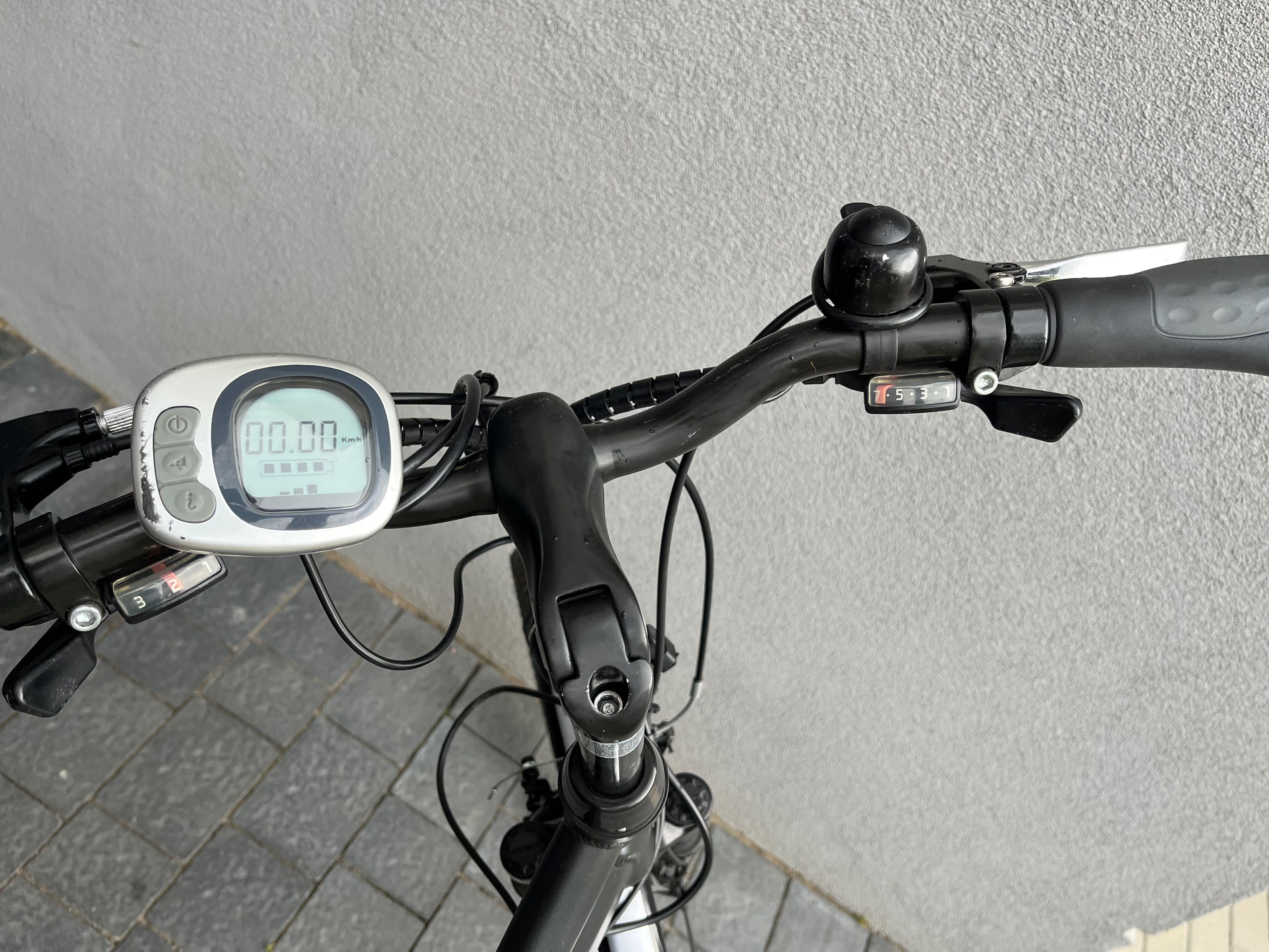 Rower elektryczny Fischer, koła 28 cali