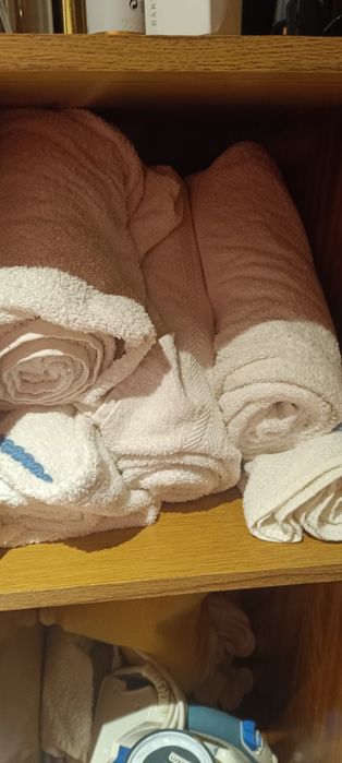 Toalhas brancas banho