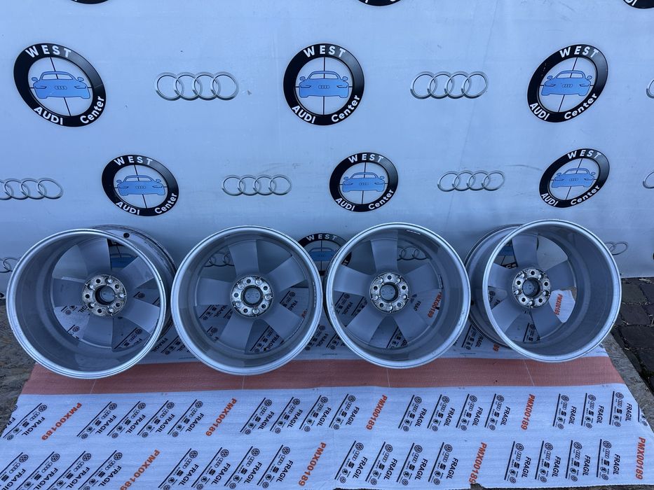Диски Audi Q3 Q5 Q7 Q8 R18 E8J ET25 диски комплект