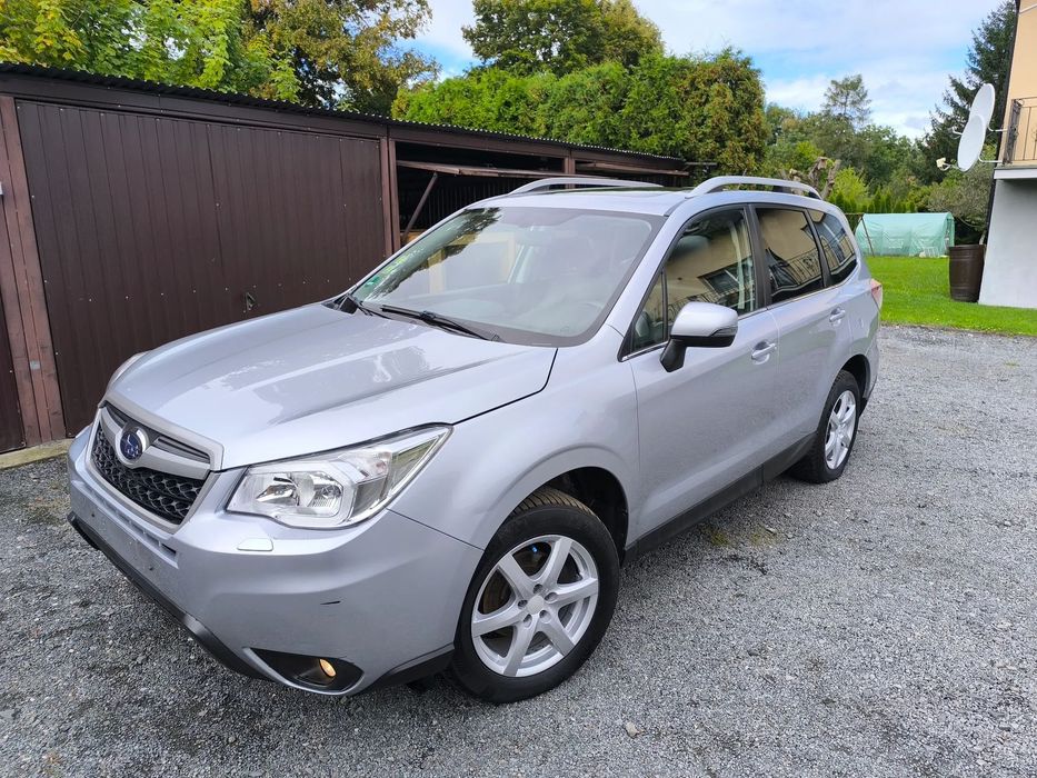 Subaru Forester Subaru Forester SJ 2.0 benzyna Platinum Skóra Szyberdach
