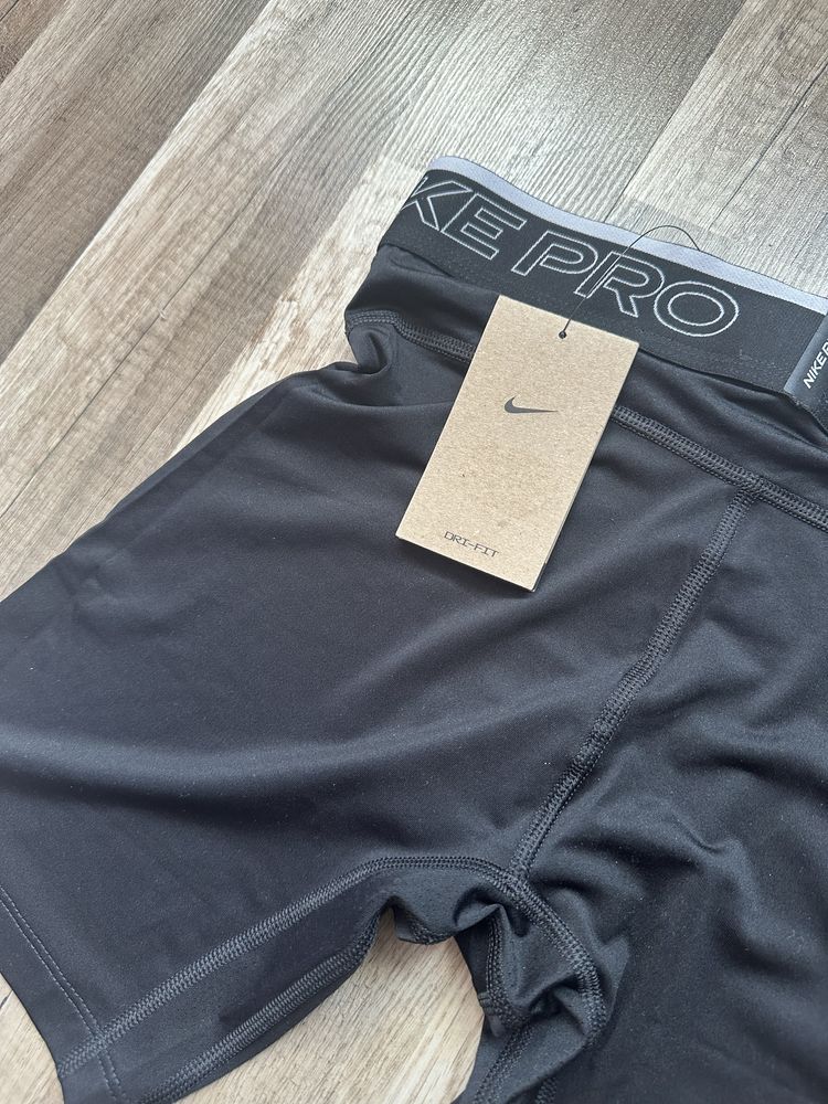 Podspodenki spodenki nike termoaktywne pro czarne S running dri fit !