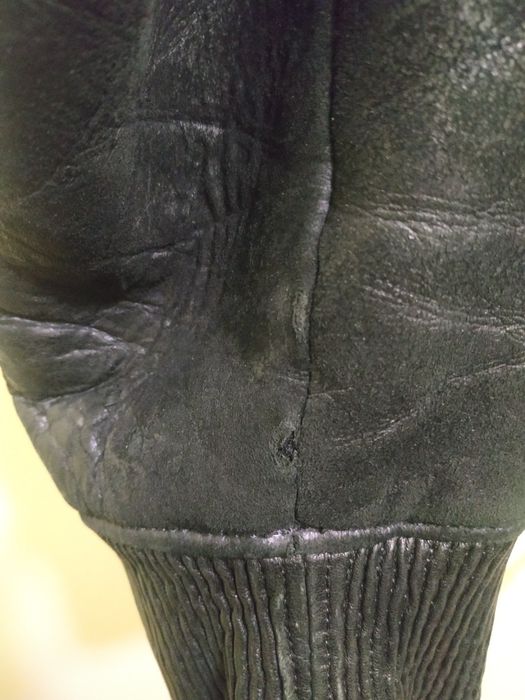 Продам мужскую кожаную куртку