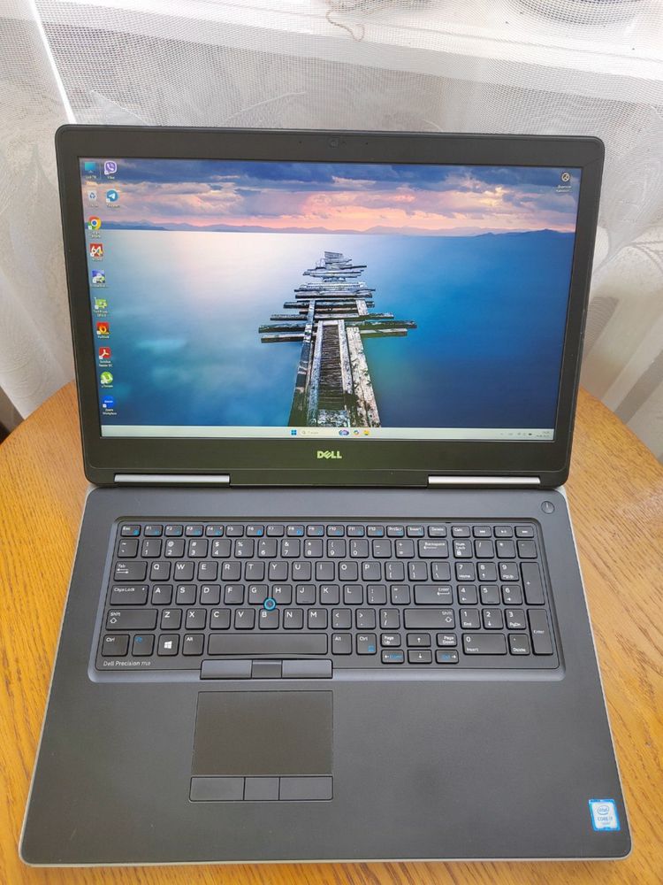 Dell Precision 7710 - 17.3 FullHD/I7-6820HQ/M4000M/16/512