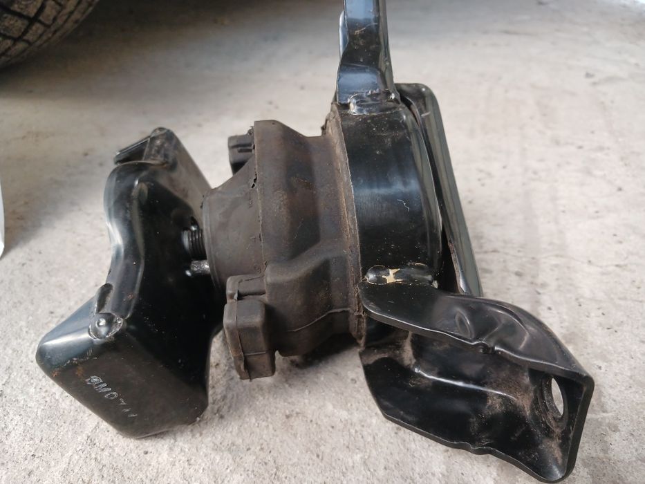 Подушки двигателя хюндай гетс