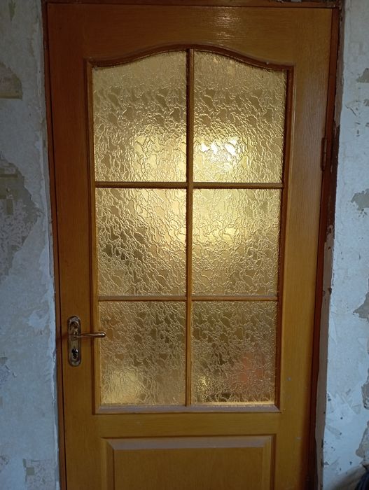 Продам межкомнатные двери