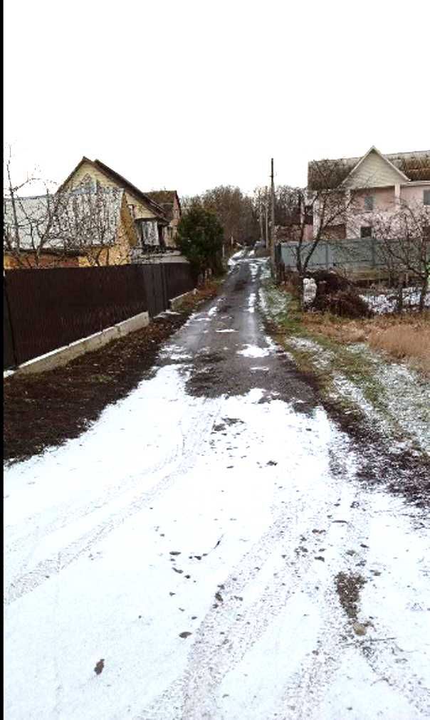 Терміново! Продам дачну ділянку в Селищі з цокольним поверхом.