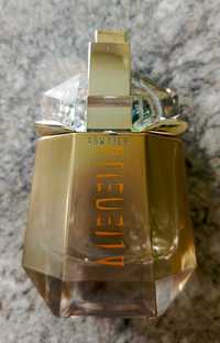 Alien goddess Mugler flakon