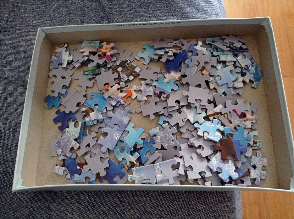 Puzzle Frozen a partir dos 7 anos