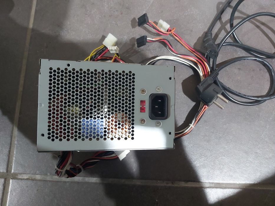 Fonte de alimentação Dell 375w