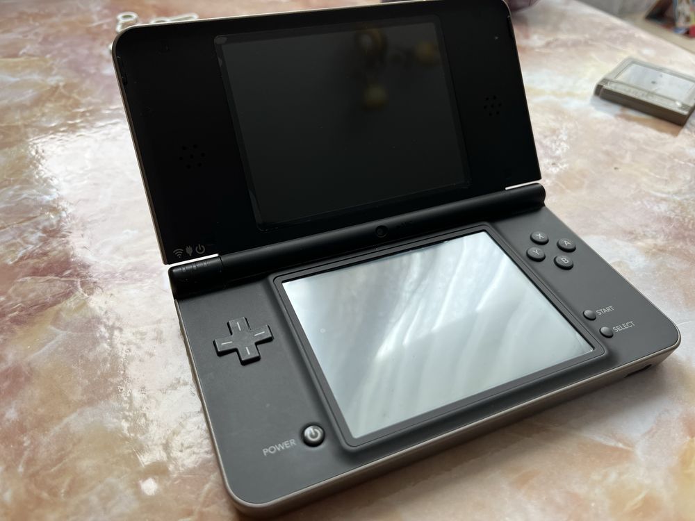 Приставка Nintedo DSi XL