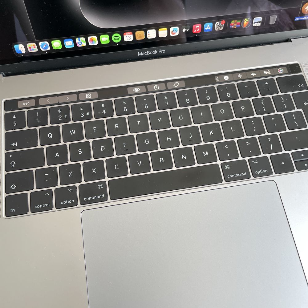 MacBook Pro 15,4 Retina i7 2,8MHz
