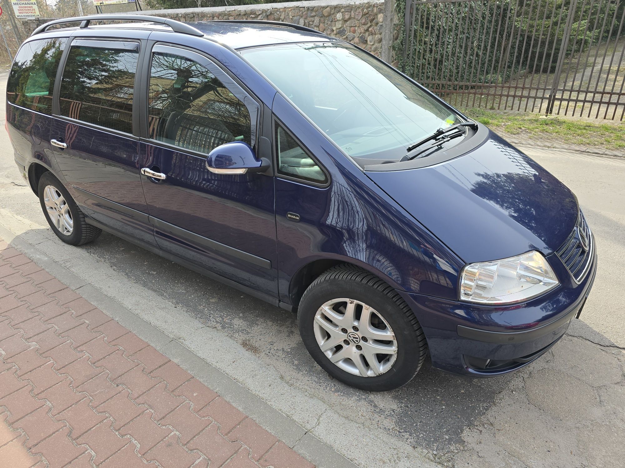 Volkswagen Sharan 2.0+Gaz 2009 MEGA DOINWESTOWANY 166000km