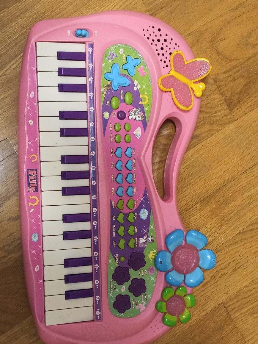 Детское пианино розовое