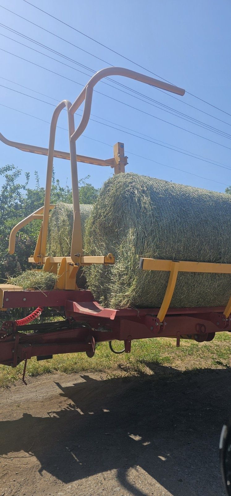 Продам Сіно в тюках