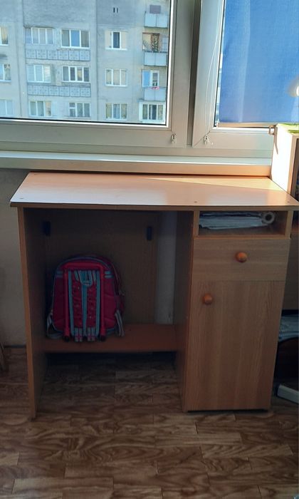 Письменный стол..