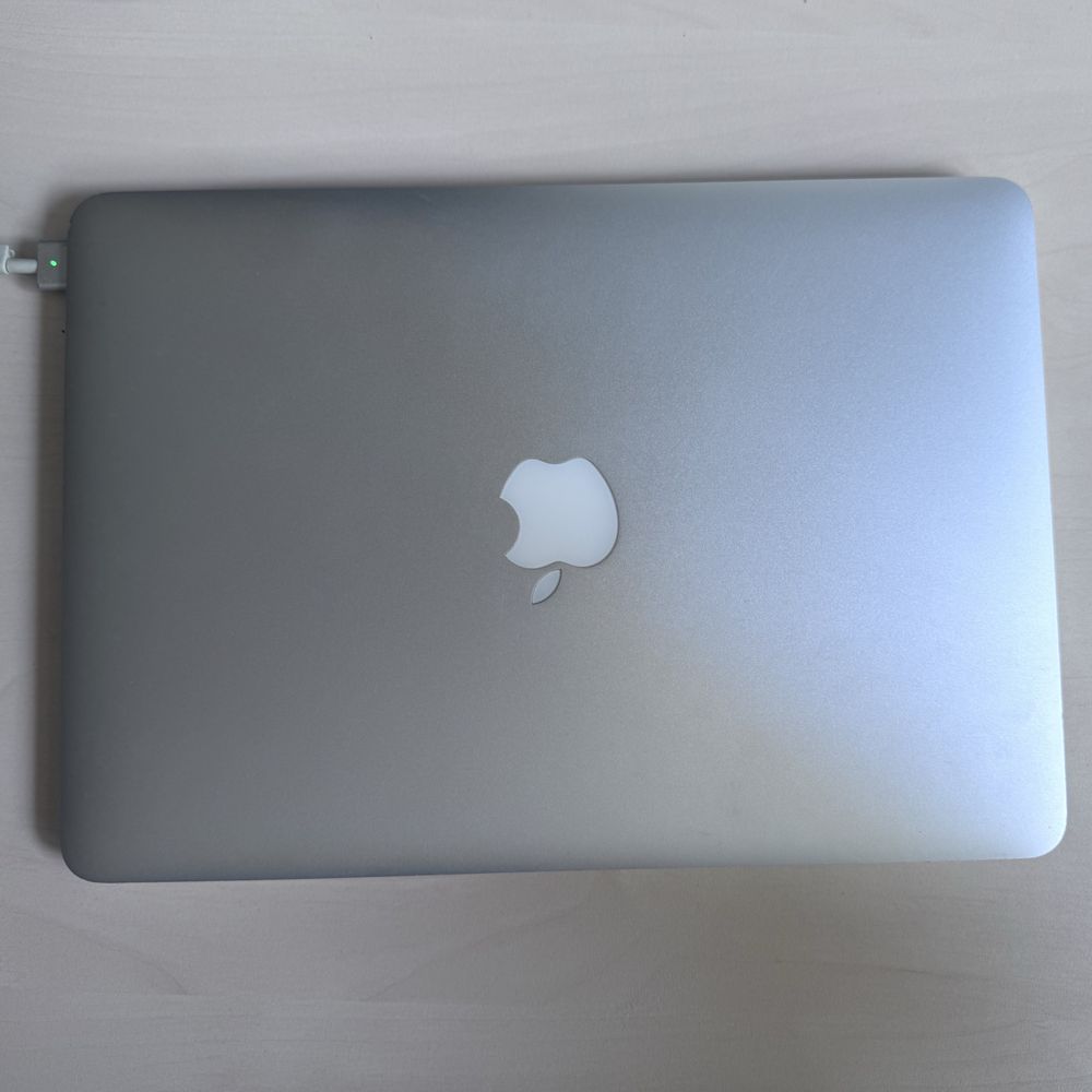 MacBook Pro 13 2015 i5 128gb
