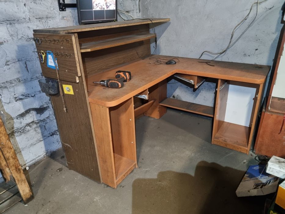 Biurko lada narożne do rogu recepcja