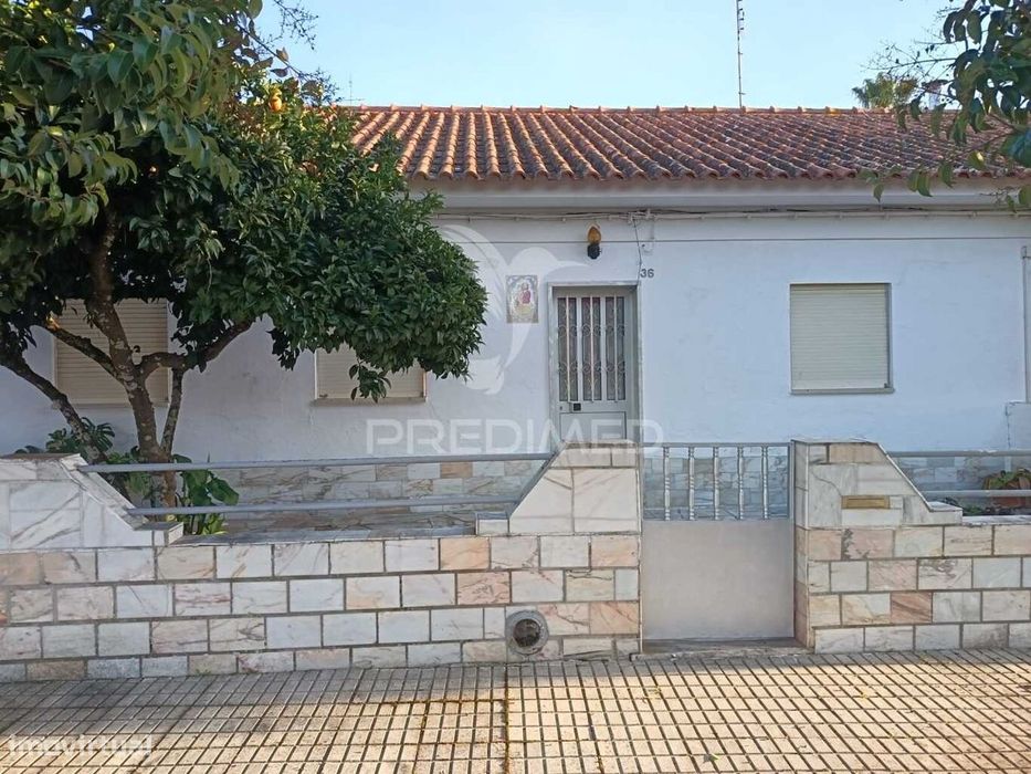 Moradia no Bairro da Boa Fé em Elvas - Conforto e Tradição com Vista