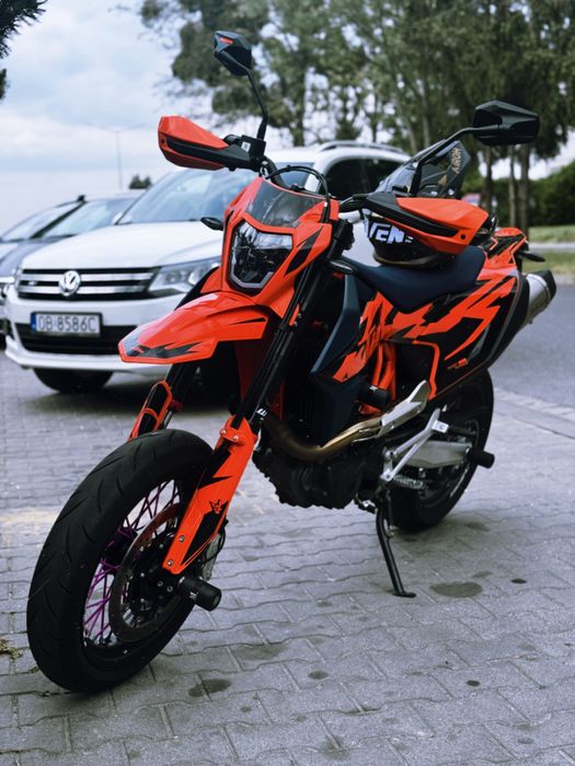 KTM 690 SMCR 2023r *LeoVince*