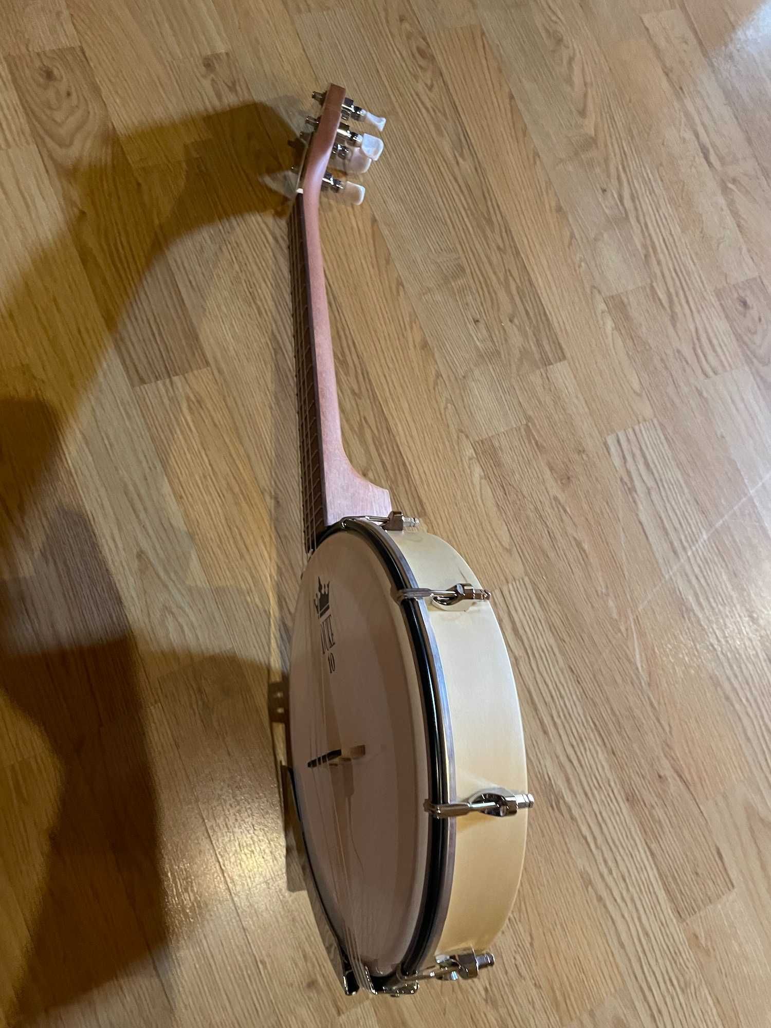 DUKE10 - Banjo Ukulele Tenor