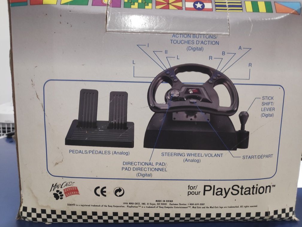 Volante original PlayStation mad Catz na caixa
