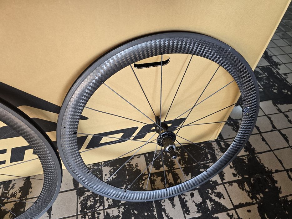 Rodas mavic cosmic exalith estrada