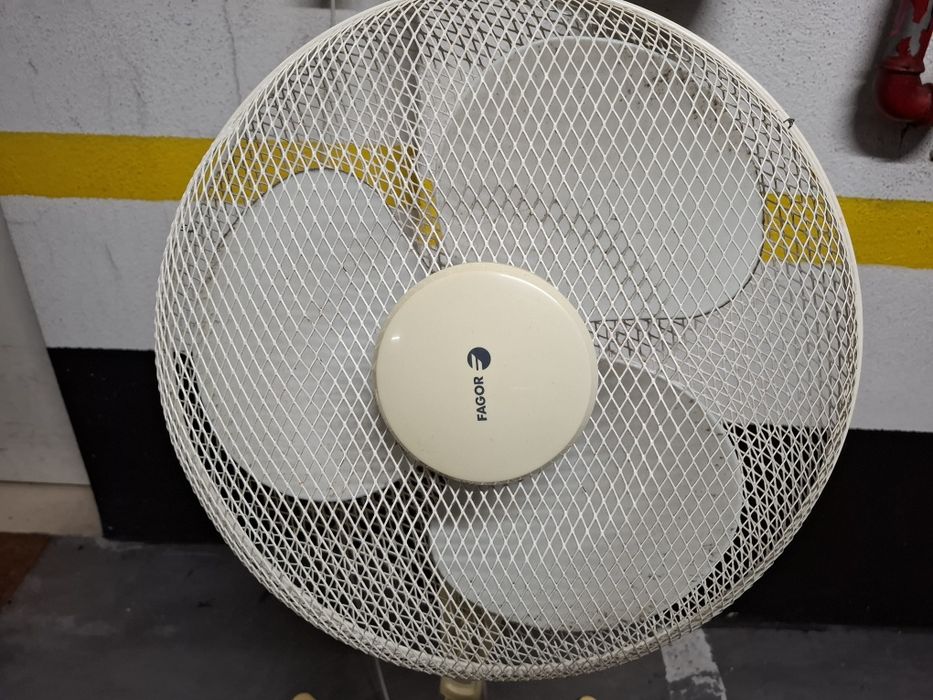 Ventoinha de pé Fagor